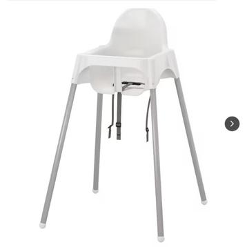 Chaise haute bébé Ikea disponible aux enchères