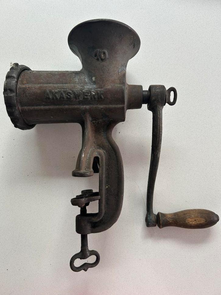 Antieke gehaktmolen, Antiek en Kunst, Antiek | Keukengerei, Ophalen of Verzenden