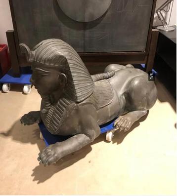 bronzen kunstbeeld Sphinx of Memphis beschikbaar voor biedingen