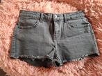 Denim Pimkie Zwart/Grijze Shorts Maat 38, Kleding | Dames, Spijkerbroeken en Jeans, Ophalen of Verzenden, Zo goed als nieuw, Zwart