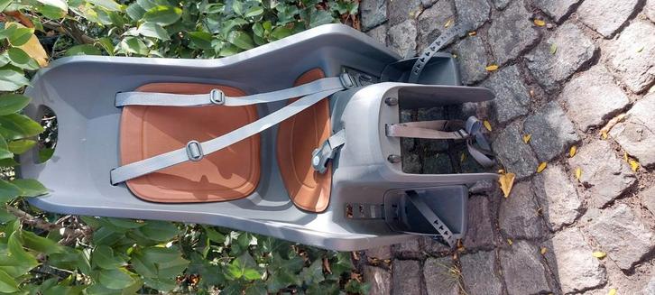 Polisport Bubbly Maxi FF Plus kinderzitje voor achterop de f, Fietsen en Brommers, Fietsaccessoires | Fietsstoeltjes, Zo goed als nieuw