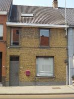Opbrengsteigendom te koop in Eernegem, 4 slpks, 4 pièces, 214 kWh/m²/an, Maison individuelle