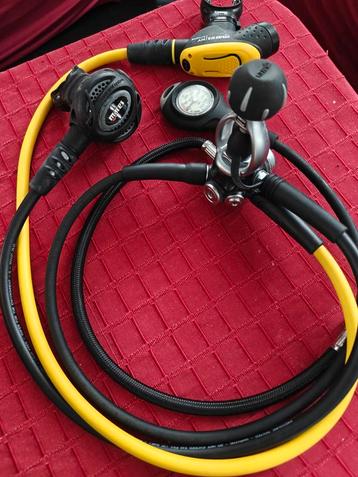 MARES Ademautomaat/ontspanner/regulator v koud water beschikbaar voor biedingen