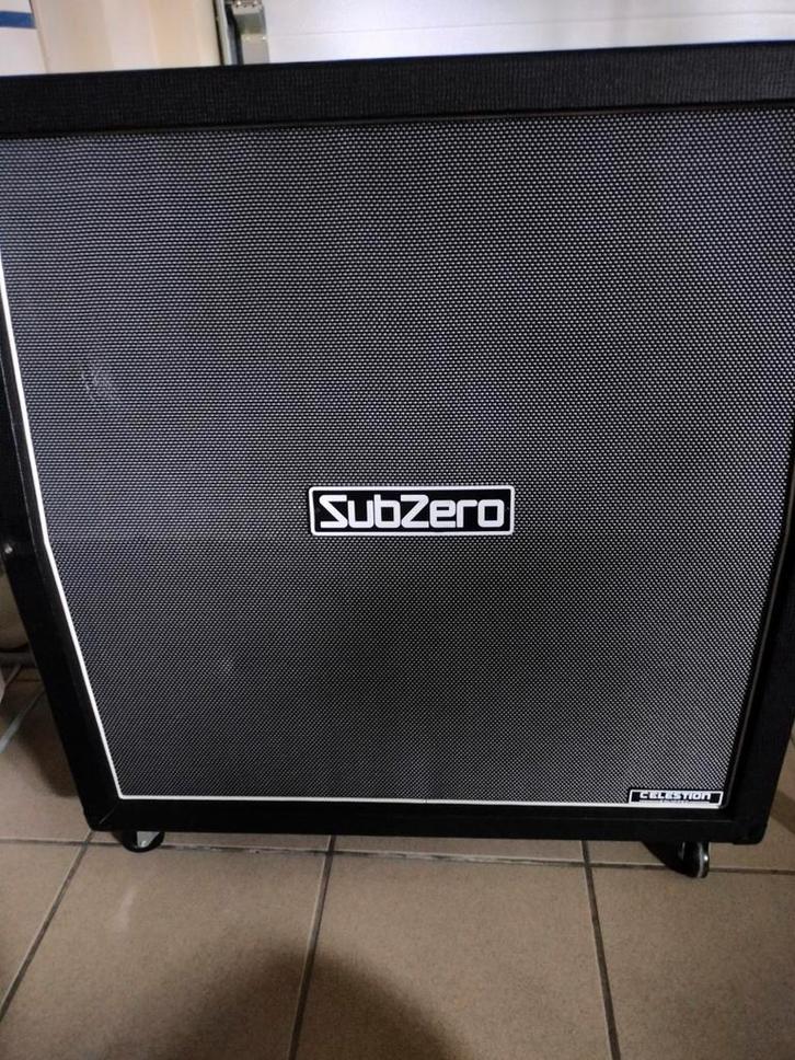 Subzero G412 Seventy 80's Speakers Cabinet, Musique & Instruments, Amplis | Basse & Guitare, Comme neuf, Guitare, Enlèvement