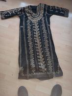 robe marocaine  taille m, Vêtements | Femmes, Habits de circonstance, Enlèvement ou Envoi, Comme neuf