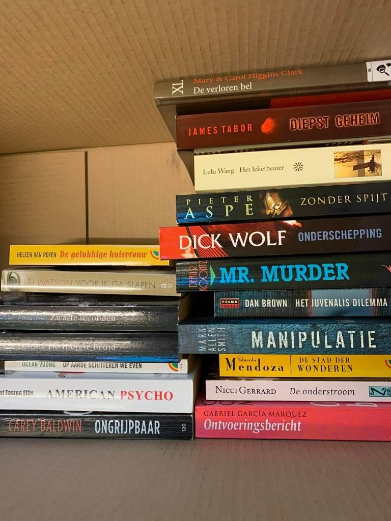 Collectie boeken, Boeken, Thrillers, Zo goed als nieuw, België, Ophalen of Verzenden