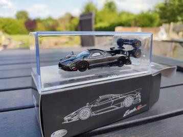 Pagani zonda R revolucion model 1/64 cm  beschikbaar voor biedingen