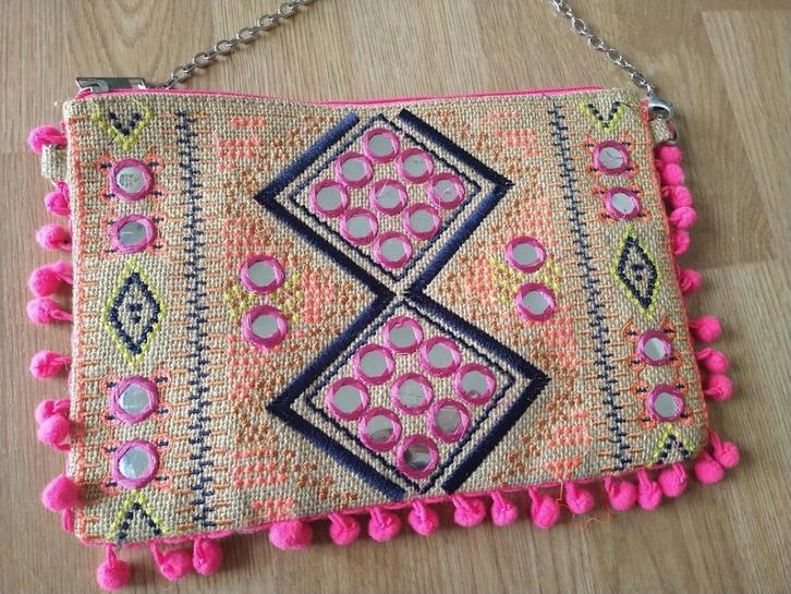 Leuke boho party beach tas clutch, Handtassen en Accessoires, Tassen | Damestassen, Zo goed als nieuw, Verzenden