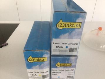 3 nieuwe +4 bijna nieuwe cartridges en gratis printer