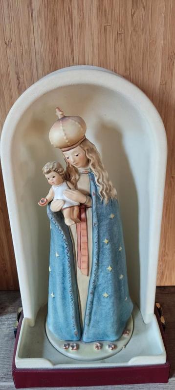 Millennium Madonna  beschikbaar voor biedingen