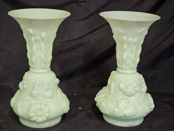 Large French Art Nouveau Light Green Glass Vase, 1900s 2 stu