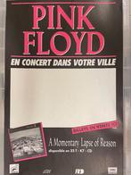 PINK FLOYD POSTER - EEN KORTSTONDIGE VERGISSING - 38/57 CM, Ophalen of Verzenden, Zo goed als nieuw, Poster, Artwork of Schilderij