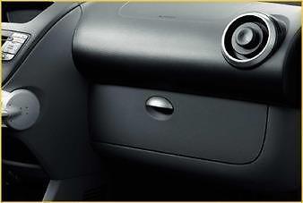 Nieuw origineel Citroën C1 dashboardkastje klep! beschikbaar voor biedingen