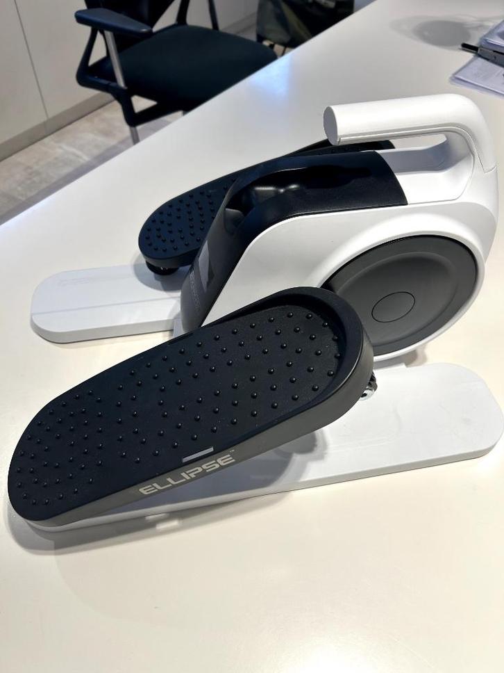 STOELFIETS, Sport en Fitness, Fitnessapparatuur, Nieuw, Stoelfiets, Benen, Kunststof, Ophalen