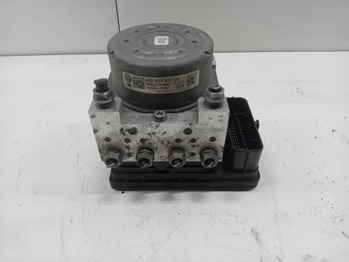 ABS POMP Skoda Octavia Combi (5EAC) (5Q0614517EG), Auto-onderdelen, Overige Auto-onderdelen, Skoda, Gebruikt
