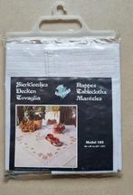 Borduurpakket sierkleed, Hobby en Vrije tijd, Ophalen of Verzenden, Nieuw, Handborduren, Borduurpakket