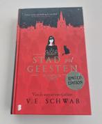 Stad vol geesten :  V E Schwab, Ophalen of Verzenden