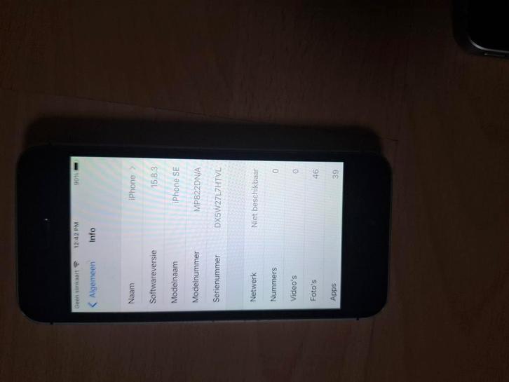 Iphone 5 se in zeer goede staat, Telecommunicatie, Overige Telecommunicatie, Zo goed als nieuw, Ophalen of Verzenden