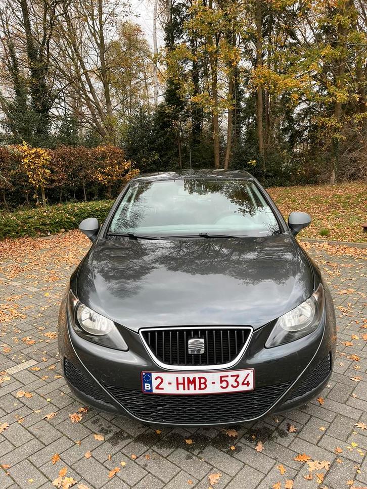 EXPORT SEAT IBIZA 2010. - 1.6tdi - Euro 5, Autos, Seat, Particulier, Ibiza, Euro 5, 5 portes, Boîte manuelle, Argent ou Gris, Gris