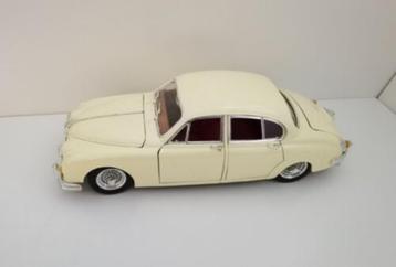 JAGUAR Mark 2 Saloon Sport White 1/18 TCHIBO MAISTO Neuve, Enlèvement ou Envoi, Neuf, Voiture, Maisto