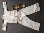 Judogi (kimono) taille 130 + sandales taille 32, Ophalen, Gebruikt