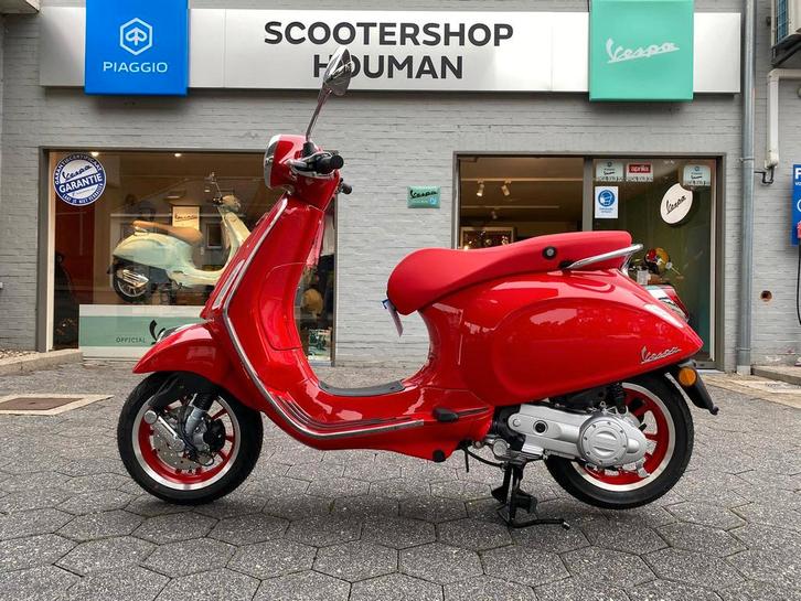 Vespa Primavera 50cc 45Km/h RED 1150Km (nr.23), Vélos & Vélomoteurs, Scooters | Vespa, Utilisé, Autres modèles, Essence