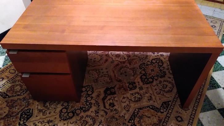 IKEA MALM bureau met ladekast, Huis en Inrichting, Bureaus, Gebruikt, Bureau, Ophalen