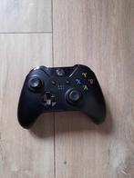 V xbox one controller day one limited edition/ white, Controller, Xbox One, Gebruikt, Ophalen of Verzenden