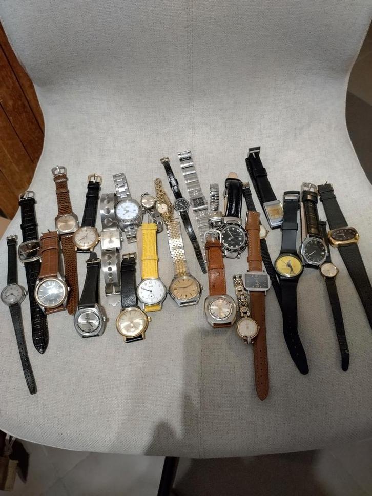 Groot lot horloges. ( 26 stuks), Handtassen en Accessoires, Horloges | Antiek, Citizen, Verzenden