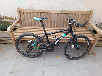 Kinderfiets btwin 24 inch beschikbaar voor biedingen