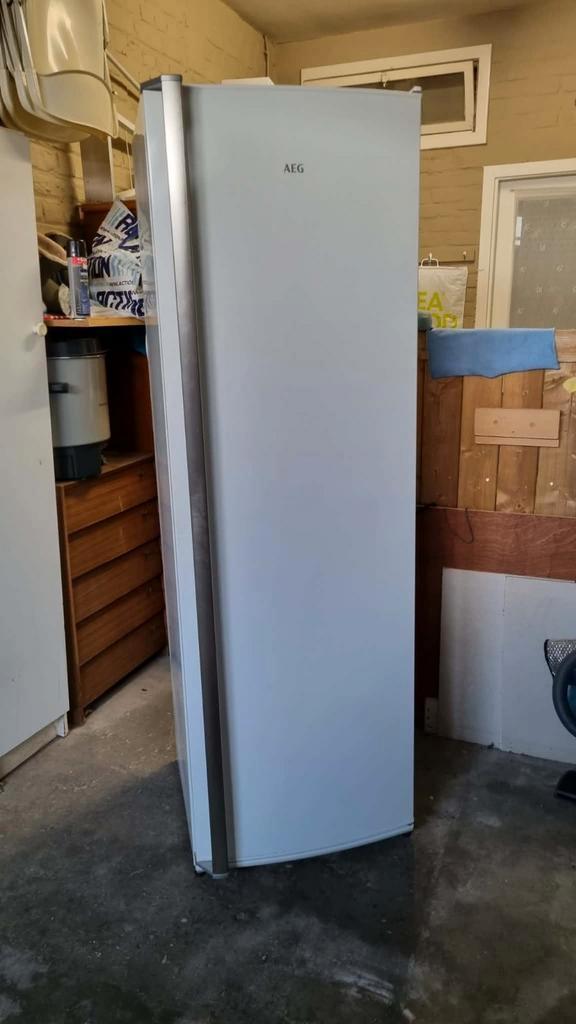 Aeg dynamic air 1m86, Elektronische apparatuur, Koelkasten en IJskasten