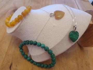 Bracelet + collier pierre ambre et aventurine / lot disponible aux enchères