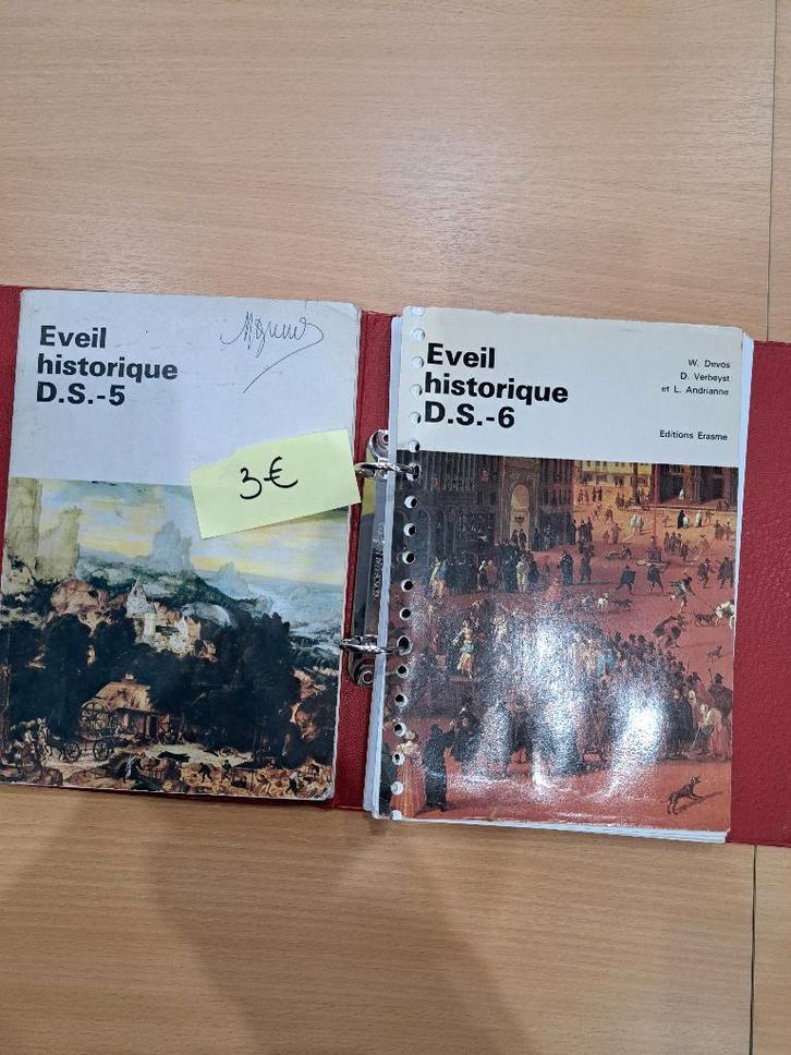 Eveil historique - Lot de manuels scolaires Eveil, Livres, Livres scolaires, Utilisé, Histoire, Primaire, Enlèvement