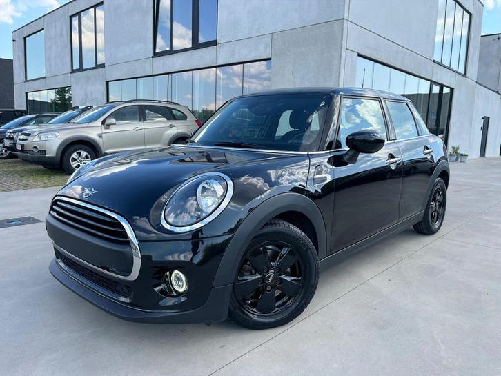 MINI One 5d 2021 1.5benzine/LED cockpit/Navi/PDC/Garantie, Auto's, Mini, Bedrijf, Te koop, One, Airbags, Airconditioning, Bluetooth