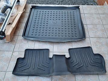 Tapis en caoutchouc à l arrière, Enlèvement, Comme neuf