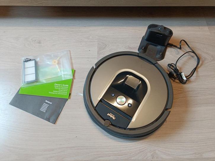 iRobot Roomba 960 - Robotstofzuiger, Elektronische apparatuur, Stofzuigers, Gebruikt, Robotstofzuiger, Minder dan 1200 watt, Reservoir