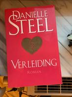 Danielle Steel - Verleiding, Comme neuf, Danielle Steel, Enlèvement ou Envoi