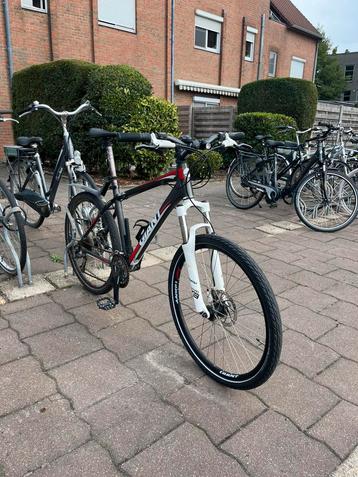 Giant mtb beschikbaar voor biedingen