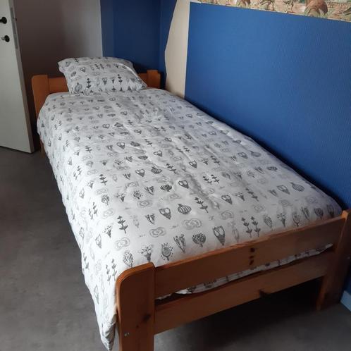 Ikea-eenpersoonsbed (inclusief lattenbodem) en toebehoren, Maison & Meubles, Chambre à coucher | Lits, Utilisé, Une personne, 100 cm