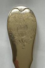 Midden XVIIIe zware zilveren soeplepel met uitgewerkt schild, Antiek en Kunst, Verzenden