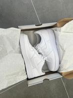 Nike Air Force 1 '07 taille 44, Comme neuf, Enlèvement ou Envoi