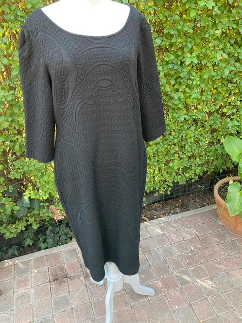 Robe noire Steps XL, Vêtements | Femmes, Robes, Porté, Taille 42/44 (L), Noir, Sous le genou, Enlèvement ou Envoi