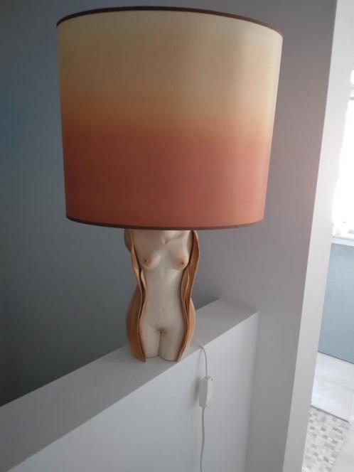 Vloerlamp „Female Bust”, gesigneerd „Deliège”, kunstenaar ui, Huis en Inrichting, Lampen | Vloerlampen, Nieuw, Minder dan 100 cm