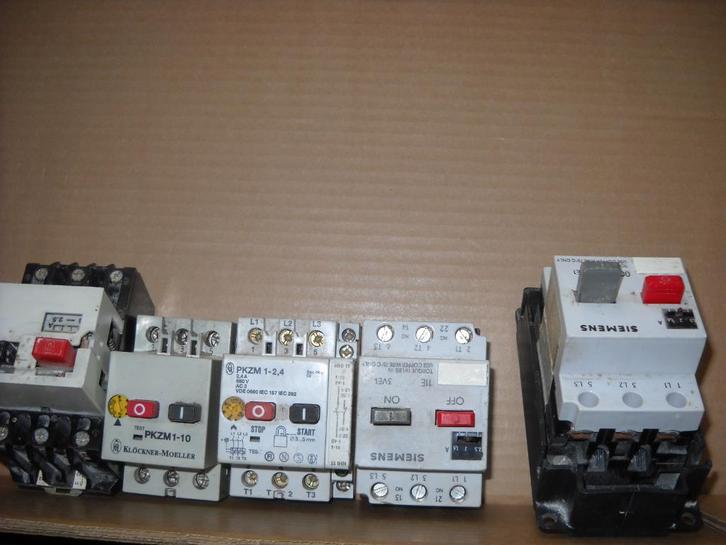 Disjoncteurs de protection moteur., Doe-het-zelf en Bouw, Elektriciteit en Kabels, Gebruikt, Ophalen