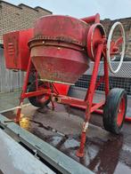 Grote betonmolen, Ophalen