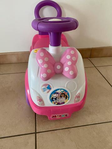 Loopwagentje Minnie Mouse beschikbaar voor biedingen
