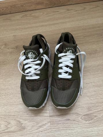 Nike schoenen dames  beschikbaar voor biedingen