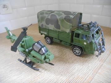 Vrachtwagen + helikopter - soldaten - figuren (speelgoed) beschikbaar voor biedingen