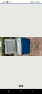 Koelbox op 220V-12V- en gas, Caravans en Kamperen, Ophalen, Zo goed als nieuw, Koelbox