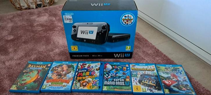 Wii U Premium Pack, Games en Spelcomputers, Spelcomputers | Nintendo Wii U, Zo goed als nieuw, Ophalen